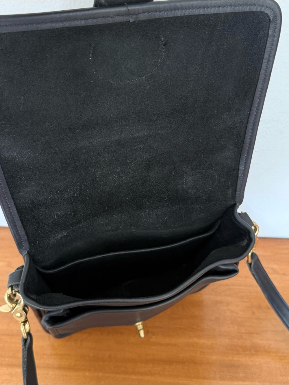 Coach Vintage Station Crossbody Shoulder Bag Style Number 5130 in Black - Picture 9 of 12